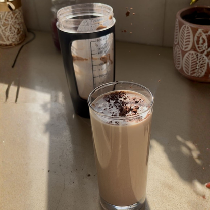 שייקר אוטומטי + ספר מתכונים מלא